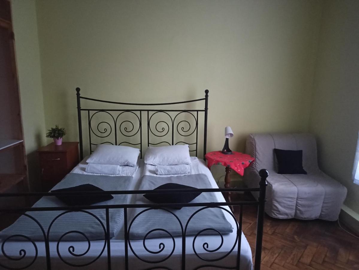 Willa Retro Hostel Krakow Ngoại thất bức ảnh