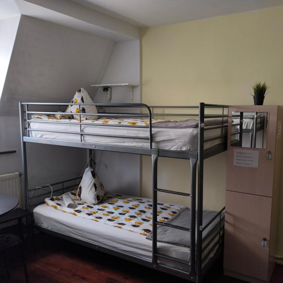 Willa Retro Hostel Krakow Ngoại thất bức ảnh